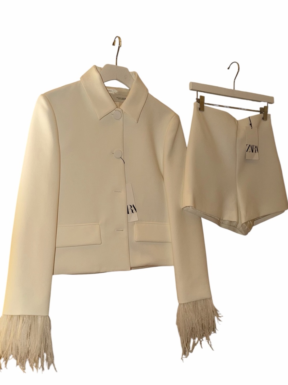 Zara Collection White Feather-Trim Cropped Blazer & High Waisted Shorts - Picture 5 of 6